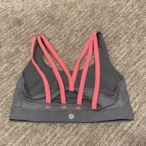 Lululemon sports bra size 8